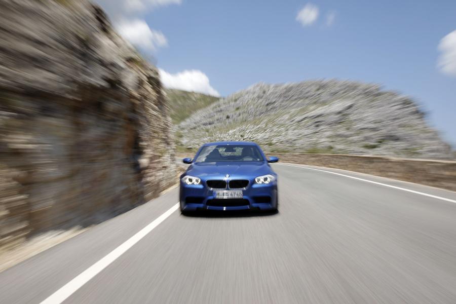  BMW M5 2011 года  (фото 259 из 344)
